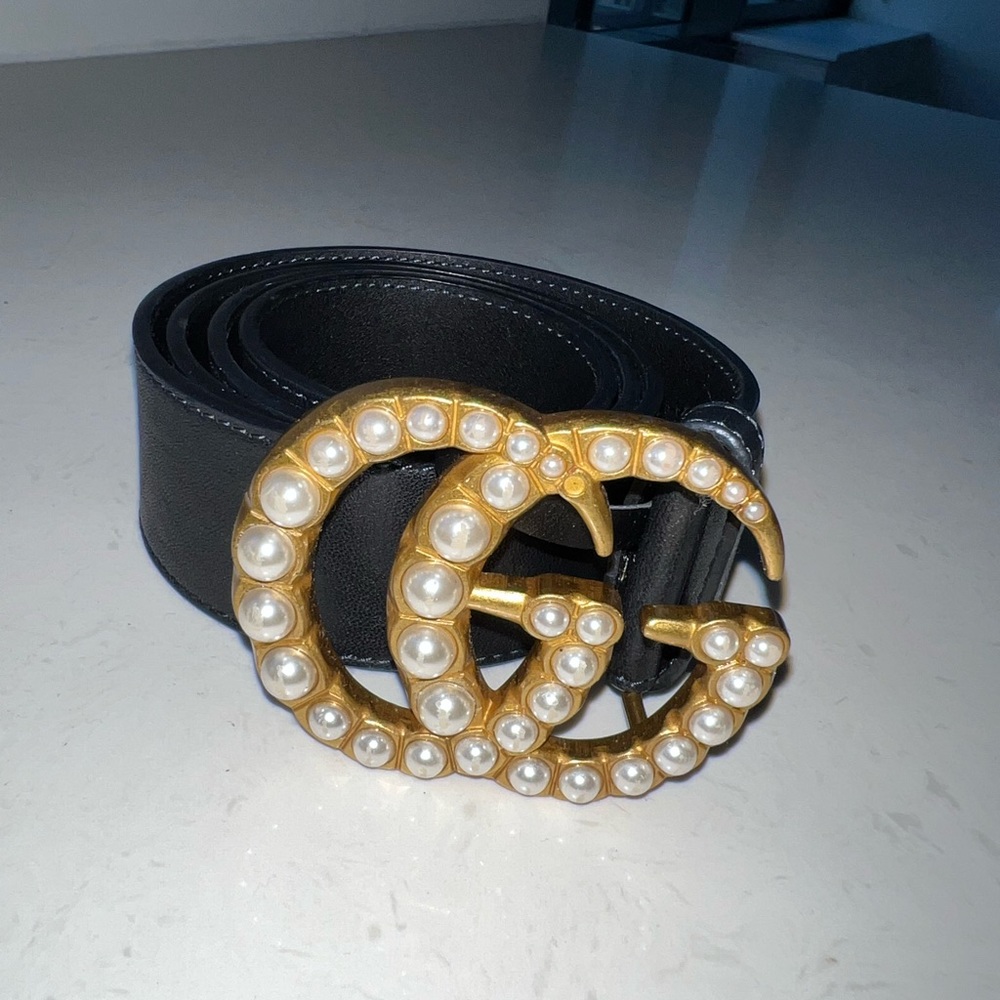 Gucci pearl belt